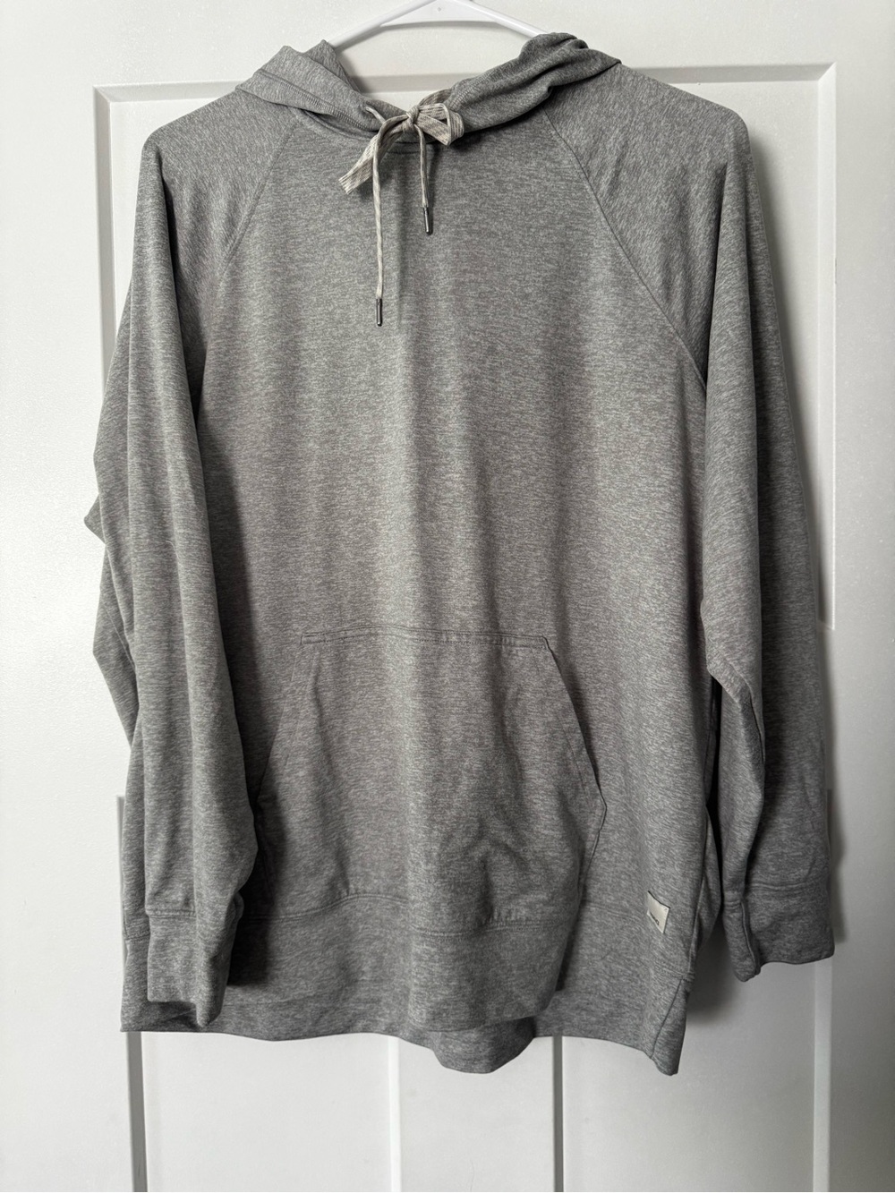 Vuori  Lightweight Gray Halo Hoodie